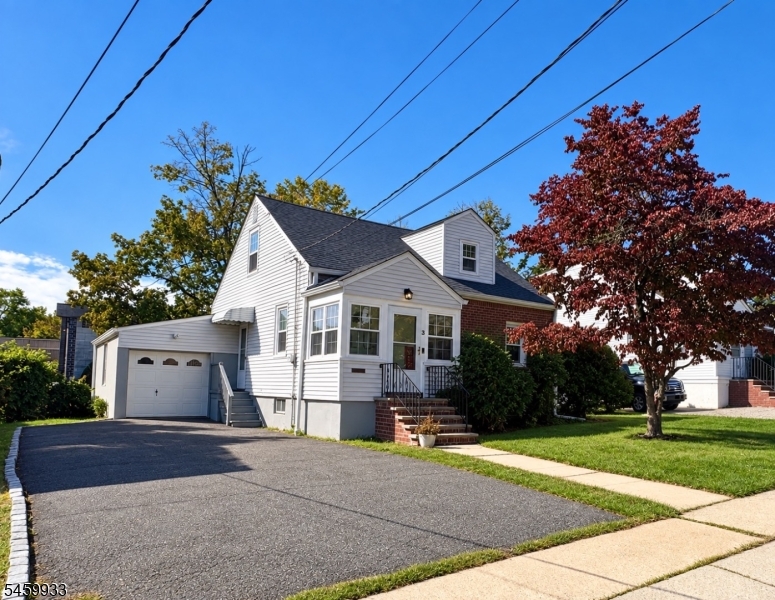 3 Hooper Ave Property Photo 1