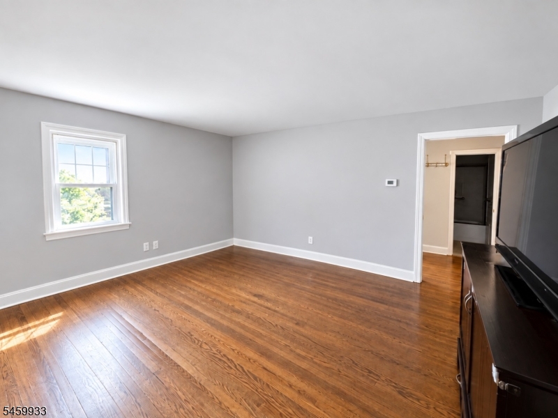 3 Hooper Ave Property Photo 3