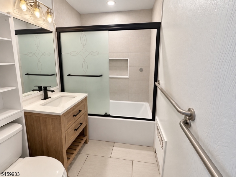 3 Hooper Ave Property Photo 8