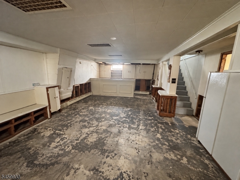 3 Hooper Ave Property Photo 14