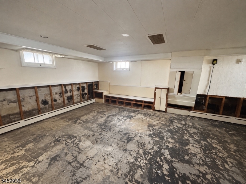 3 Hooper Ave Property Photo 15