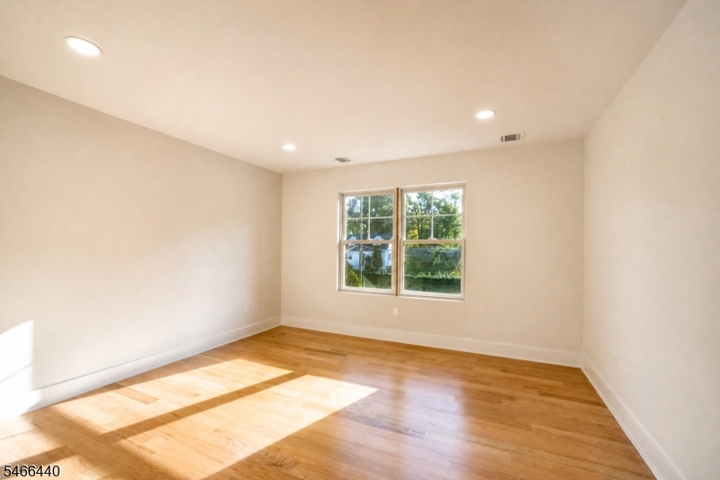188 Hillside Ave Property Photo 25