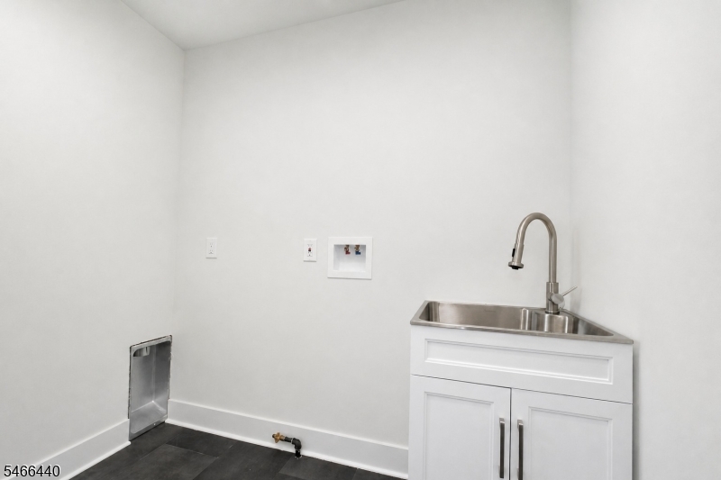 188 Hillside Ave Property Photo 31