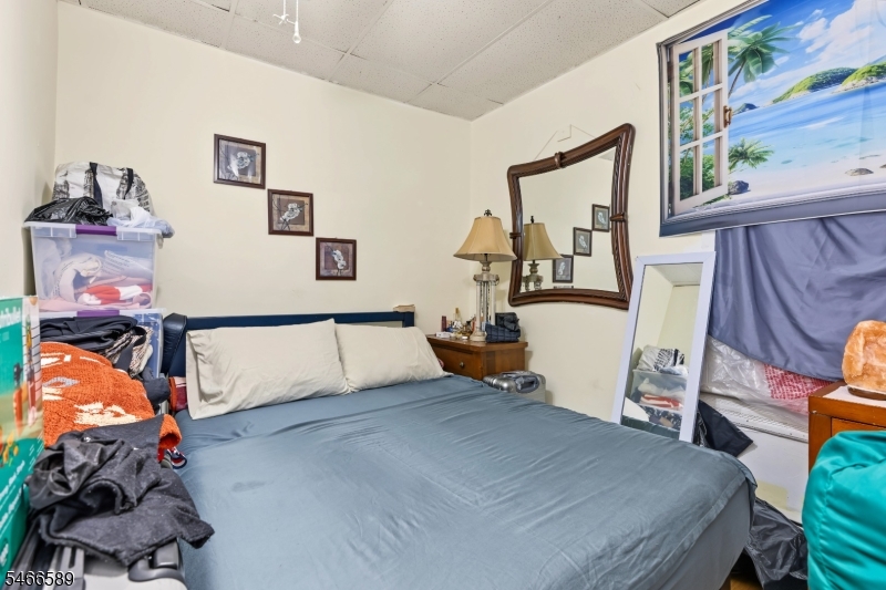 9 Lowden St Property Photo 16