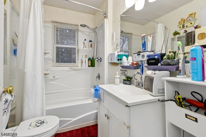 9 Lowden St Property Photo 29