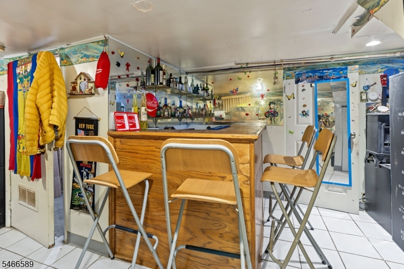 9 Lowden St Property Photo 32