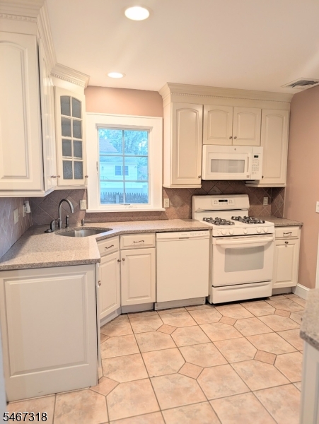 109 Madison Ave Property Photo 7