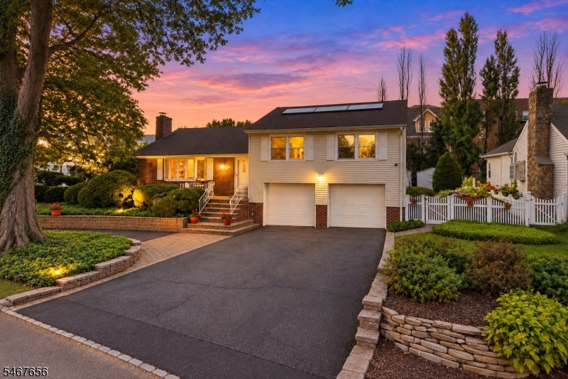 21 Ravine Ave Property Photo 1