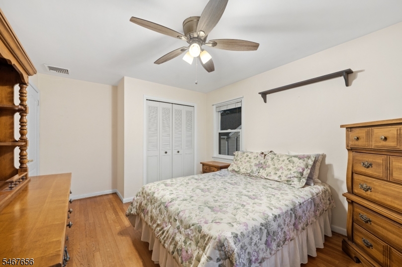 21 Ravine Ave Property Photo 17