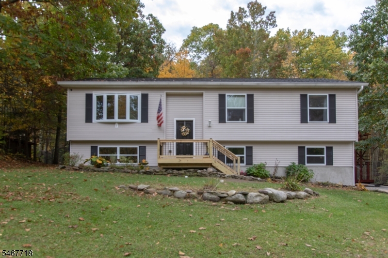 23 Fawn Run Property Photo 1