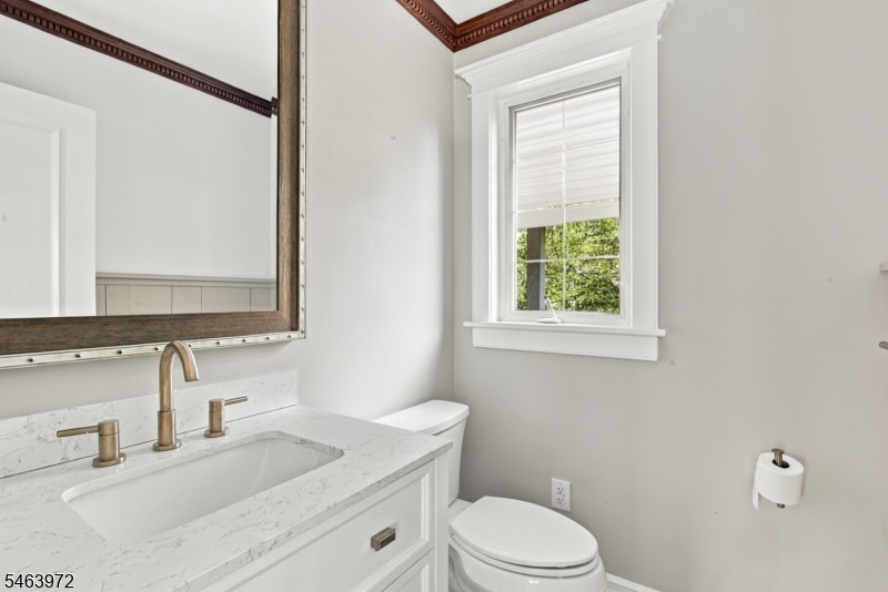 108 Hillside Terrace Property Photo 12