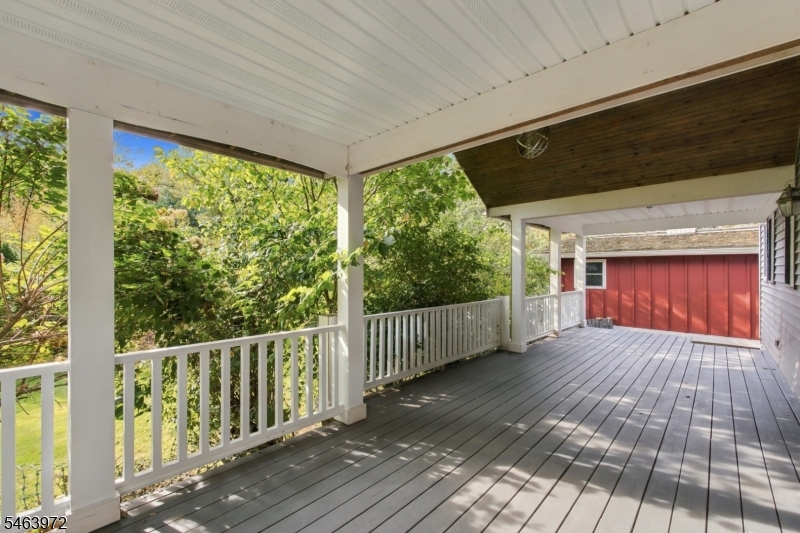 108 Hillside Terrace Property Photo 17