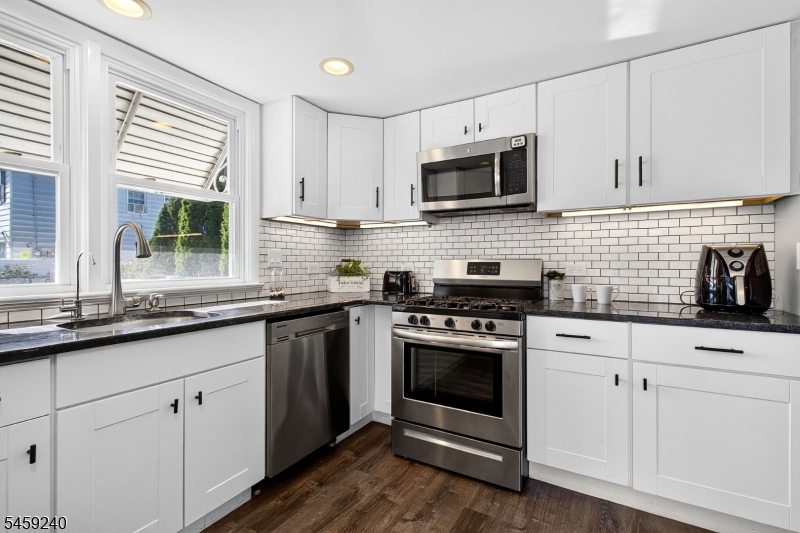 2514 Audrey Ter Property Photo 10