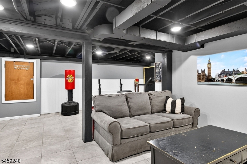 2514 Audrey Ter Property Photo 27