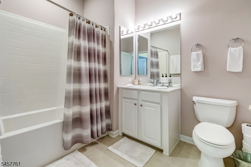 5223 Warrens Way Property Photo 4
