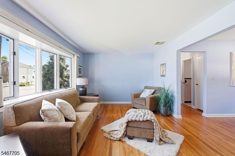 12 Parson Rd Property Photo 4