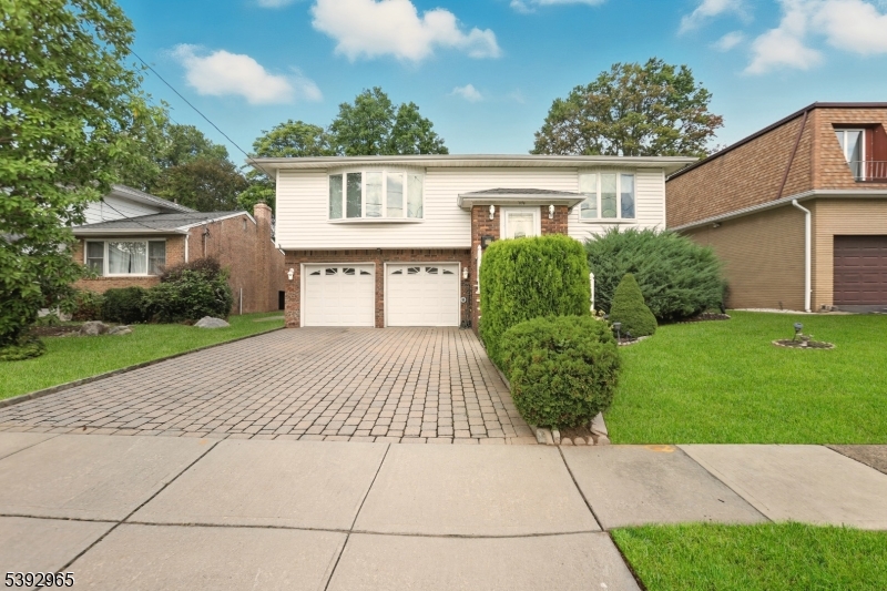 1174 Debra Dr Property Photo 1