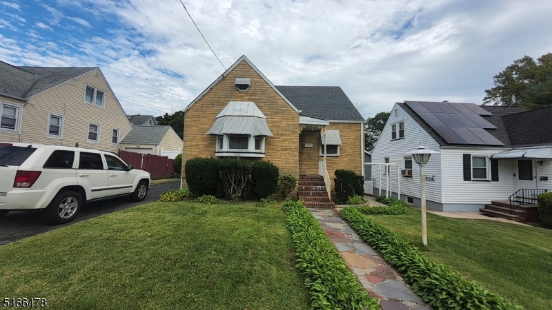 509 Thompson Ave Property Photo 1