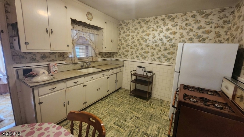 509 Thompson Ave Property Photo 12