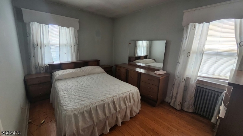 509 Thompson Ave Property Photo 14
