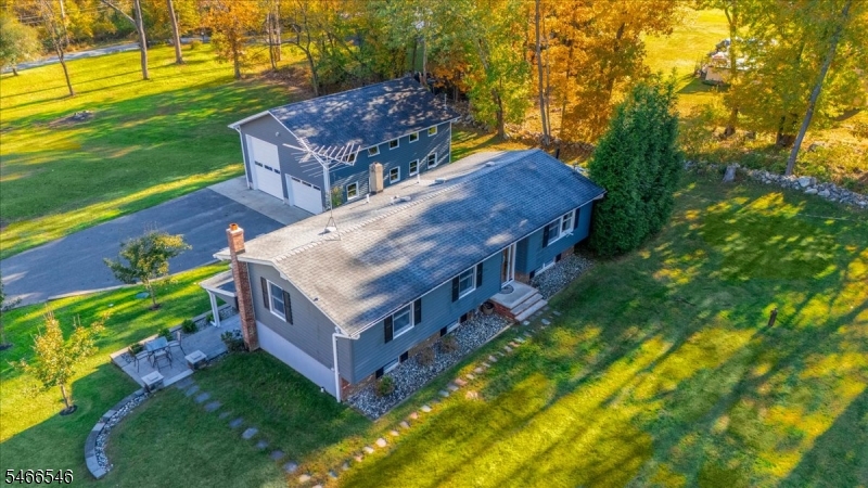 4 Kilroy Rd Property Photo 1