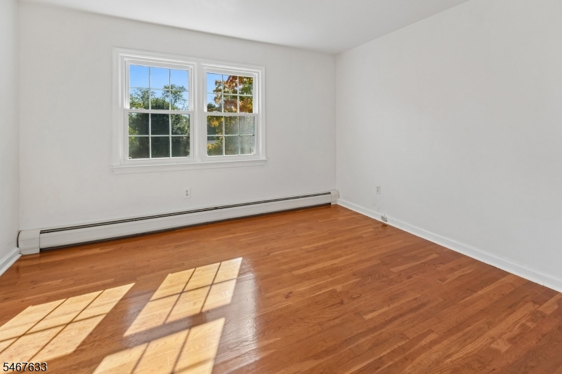 42 Collins Ave Property Photo 24