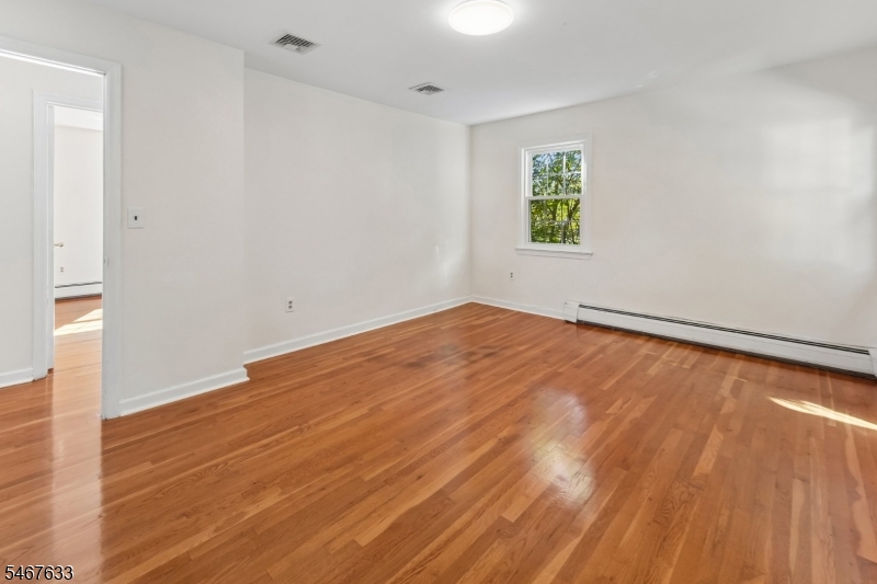 42 Collins Ave Property Photo 25