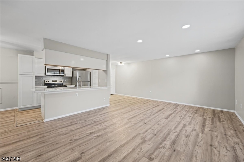 79 Eton Way Property Photo 10