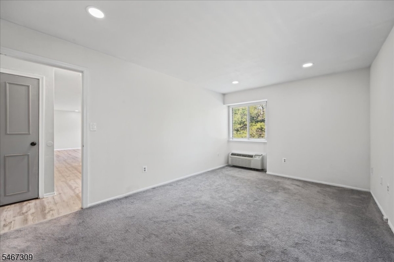 79 Eton Way Property Photo 13