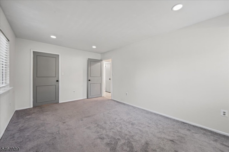 79 Eton Way Property Photo 14