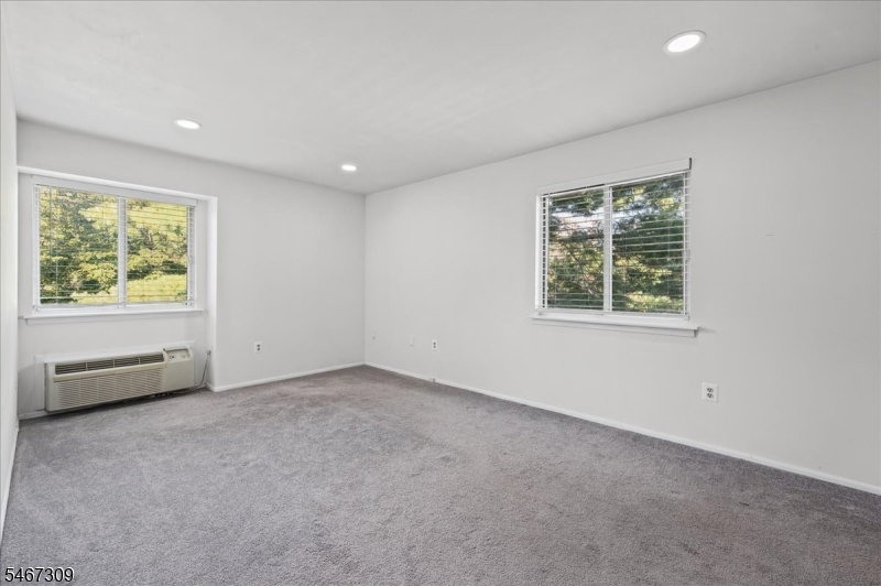 79 Eton Way Property Photo 15