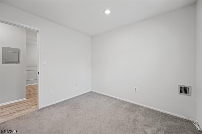 79 Eton Way Property Photo 19