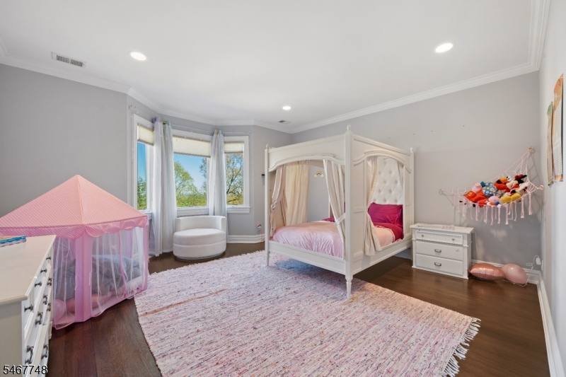 228 Highland Ave Property Photo 31