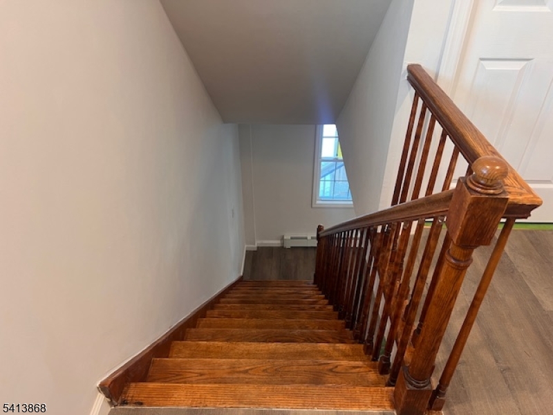 168 Oak St Property Photo 14