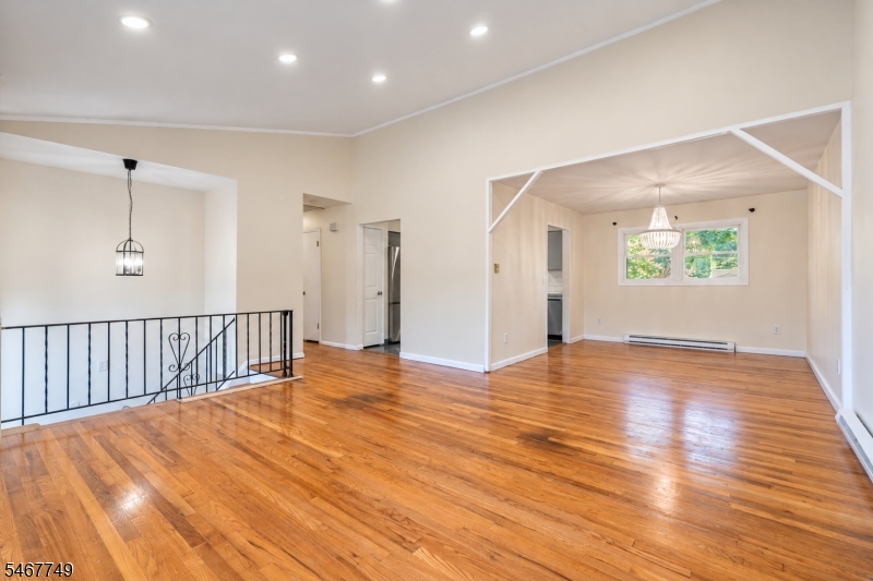 13 Adelphi Trl Property Photo 4