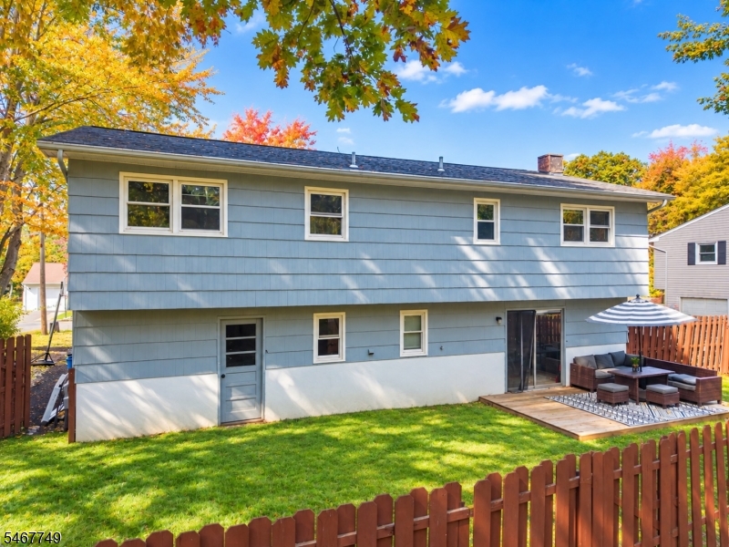 13 Adelphi Trl Property Photo 33