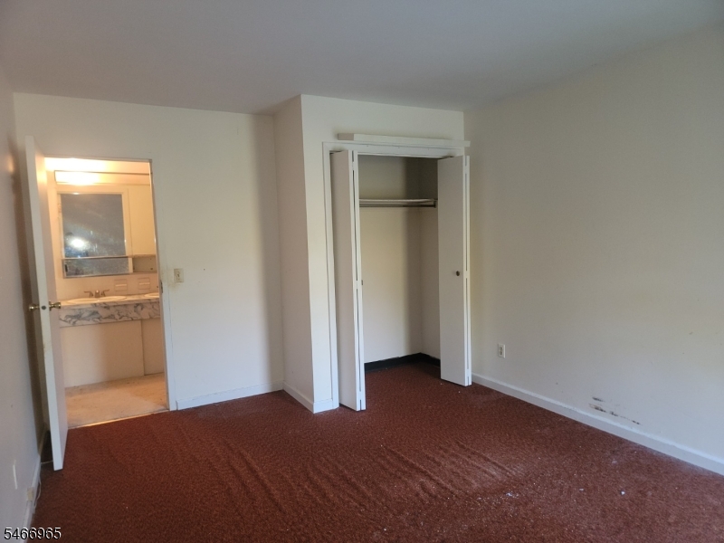 310 Lake Shore South F Property Photo 21