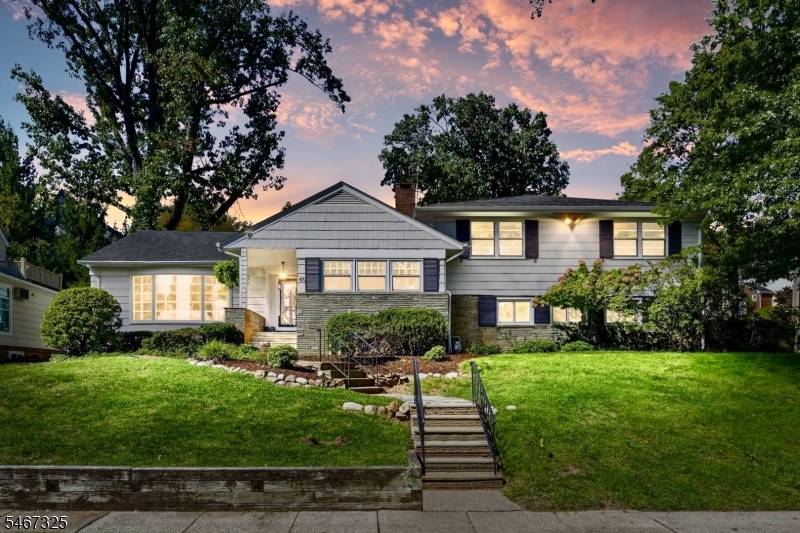 45 Belgrade Ter Property Photo 1