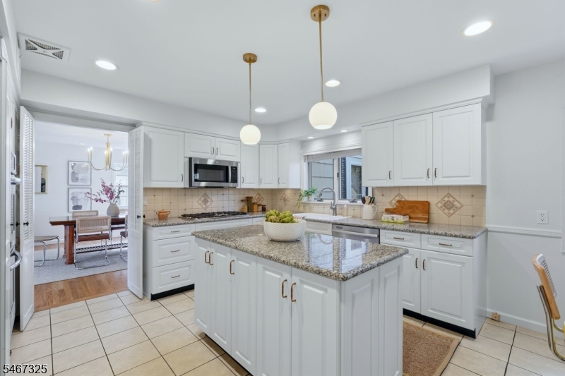 45 Belgrade Ter Property Photo 16