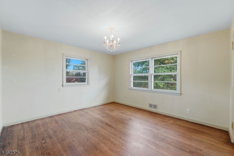 45 Belgrade Ter Property Photo 26