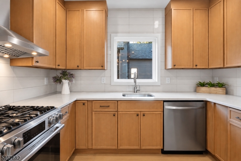 30 Irving St., Unit 2 2 Property Photo 16