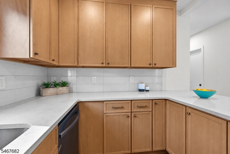 30 Irving St., Unit 2 2 Property Photo 18