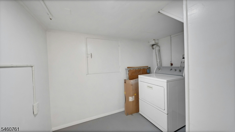 230 Lincoln Pl Property Photo 37