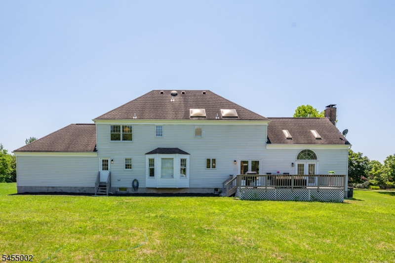 103 Briar Way Property Photo 3