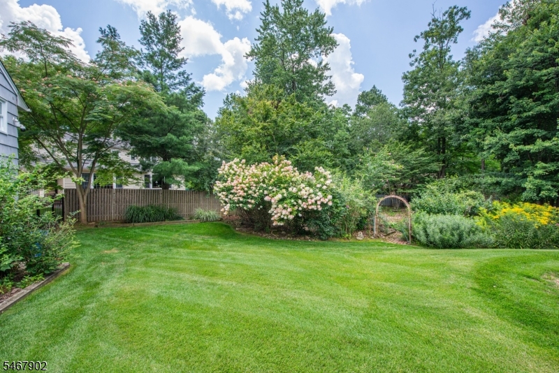 33 Underwood Rd Property Photo 36