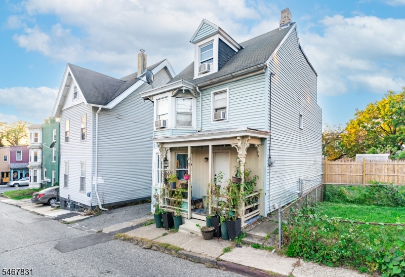 3 Tyndall Ave Property Photo 1