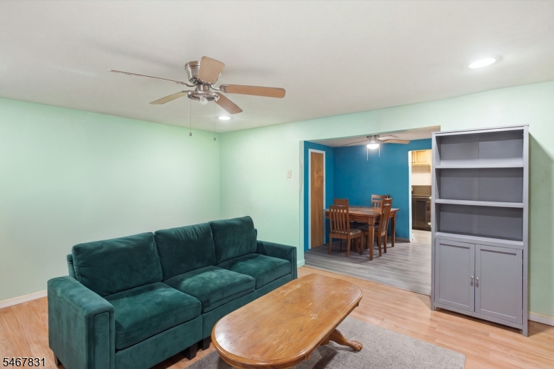 3 Tyndall Ave Property Photo 4