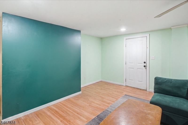 3 Tyndall Ave Property Photo 5