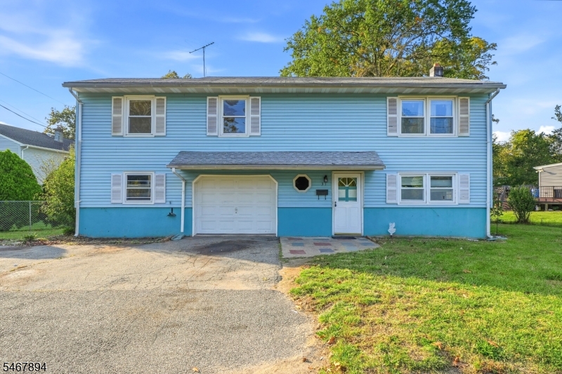 31 Beachwood Rd Property Photo 1
