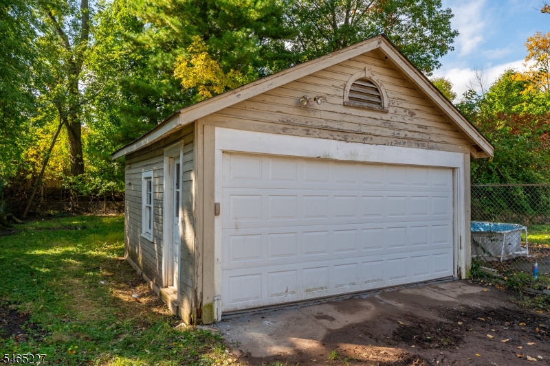 18 Meeker St Property Photo 42